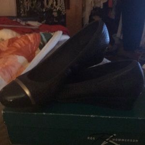 Black platform leather shoes only worn a few times